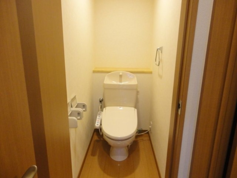 トイレ　図面と現状に相違がある場合には現状を優先