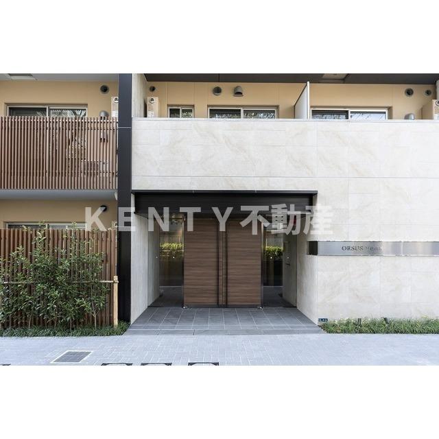 エントランス　ゆとりのあるエントランスです