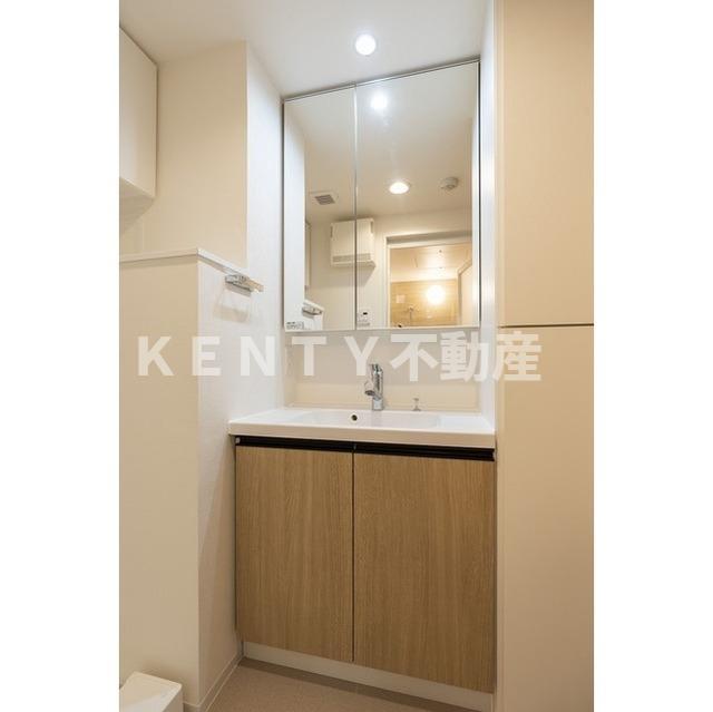 洗面設備　広い洗面スペース