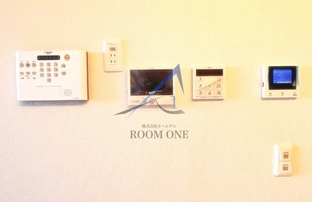 セキュリティ　モニター付きインターホンです。