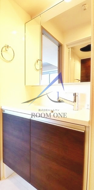 洗面設備　洗面台です。