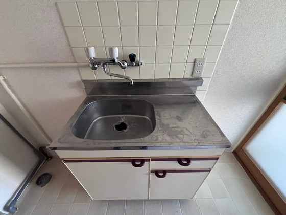 キッチン　※別部屋の写真です