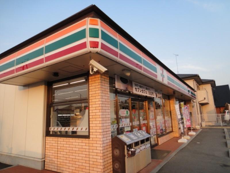 コンビニ　セブンイレブン館林花山町店（コンビニ）まで708m