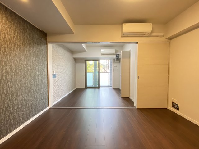 居室・リビング　同一タイプです。