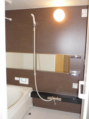 バス・シャワールーム