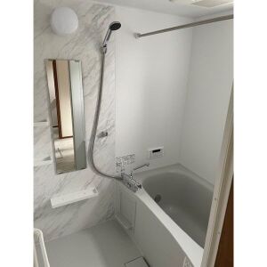 バス・シャワールーム　103