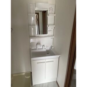 洗面設備　103