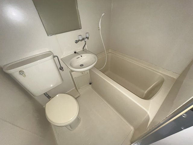 バス・シャワールーム　日々の暮らしに欠かせないお風呂です