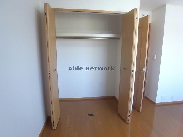 収納　クローゼット