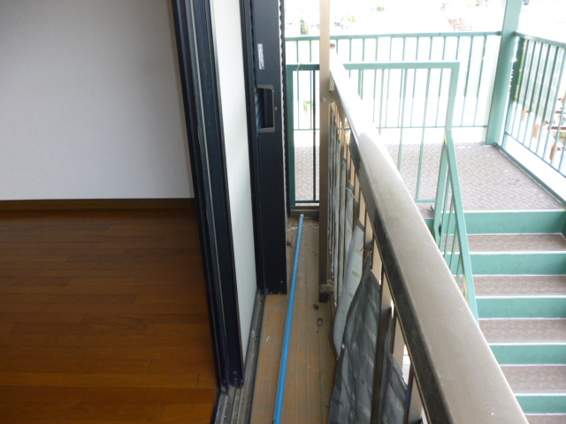 バルコニー　陽当たり良好