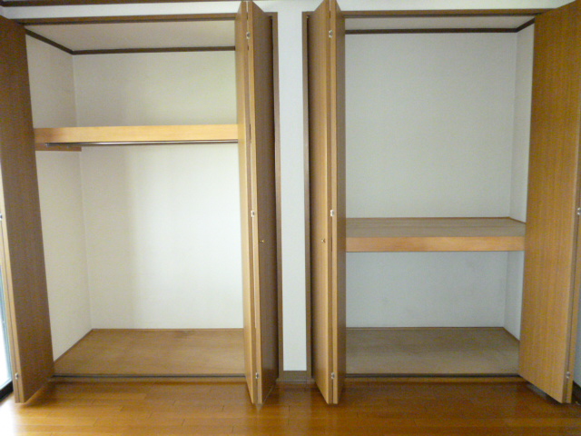 収納　豊富　ワイドクローゼット