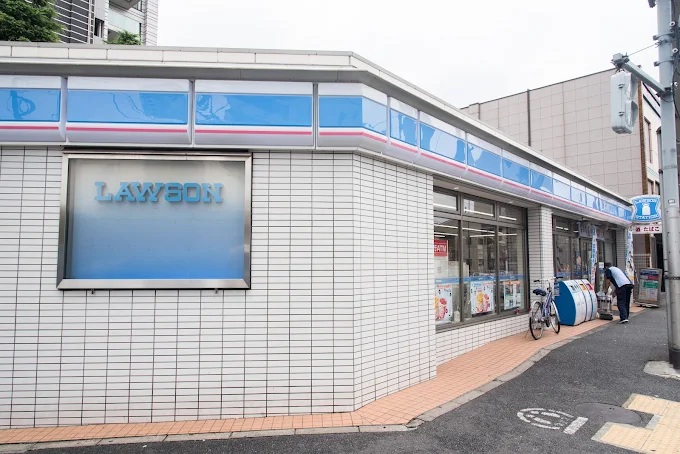 コンビニ　ローソン新馬場南口店（コンビニ）まで251m