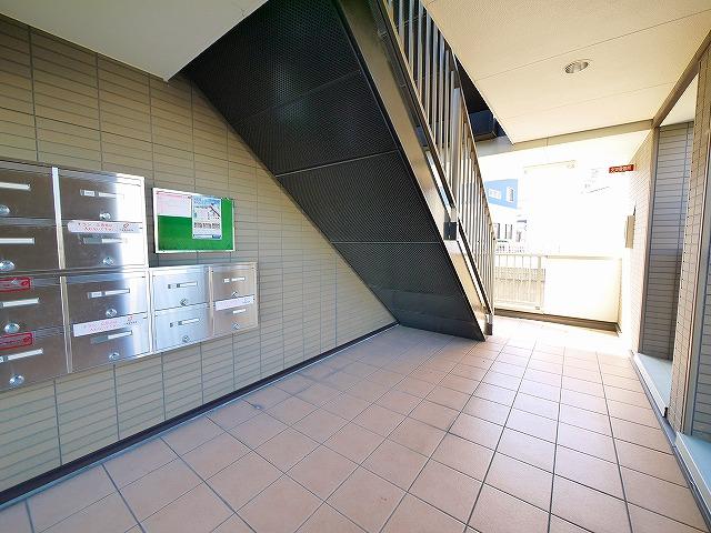 エントランス　清潔なエントランスです