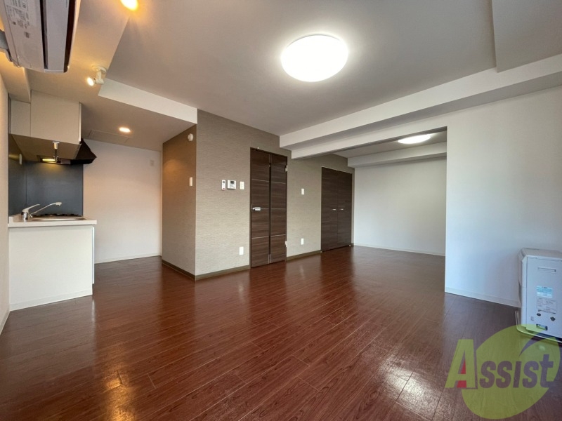 居室・リビング　広くてキレイなお部屋が広がっていて、充実した生活が送れそう。