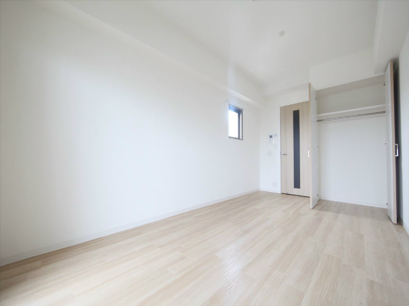 その他部屋・スペース　洋室8.6帖　クローゼット付（収納充実してます）