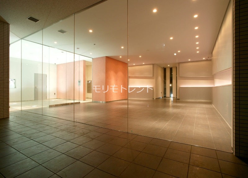 セキュリティ　エントランス