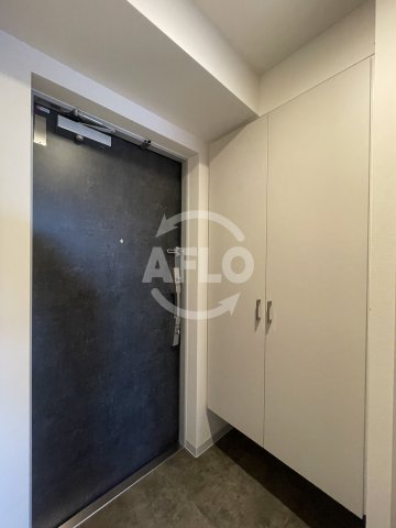 玄関　WORVE吹田江坂　玄関