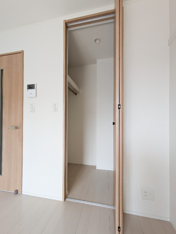 収納　図面と現状に相違がある場合には現状を優先