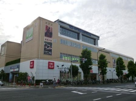 ショッピングセンター　ユニクロ世田谷千歳台店（ショッピングセンター）まで497m