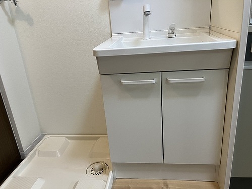 洗面設備　脱衣所・洗面台　※同タイプの部屋のお写真です