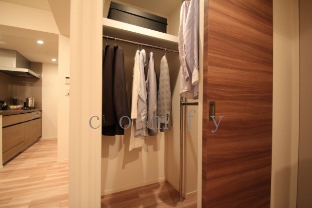 収納　ウォークインクローゼット