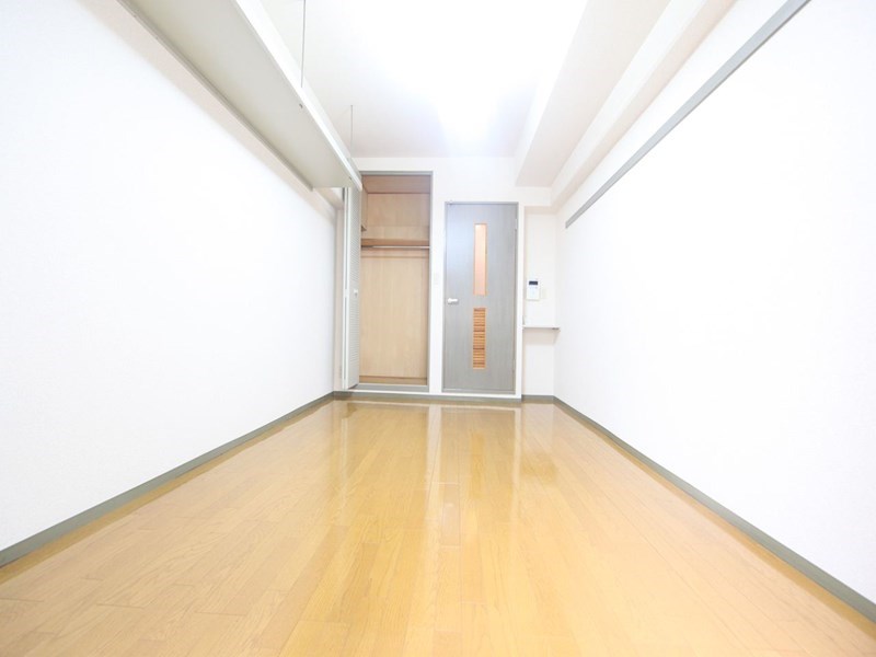 その他　洋室7.1帖　クローゼット　エアコン