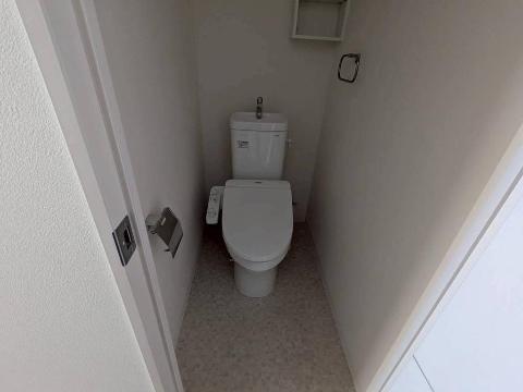 トイレ　シャワー付トイレ