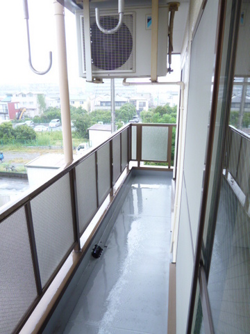 バルコニー　バルコニー広々です