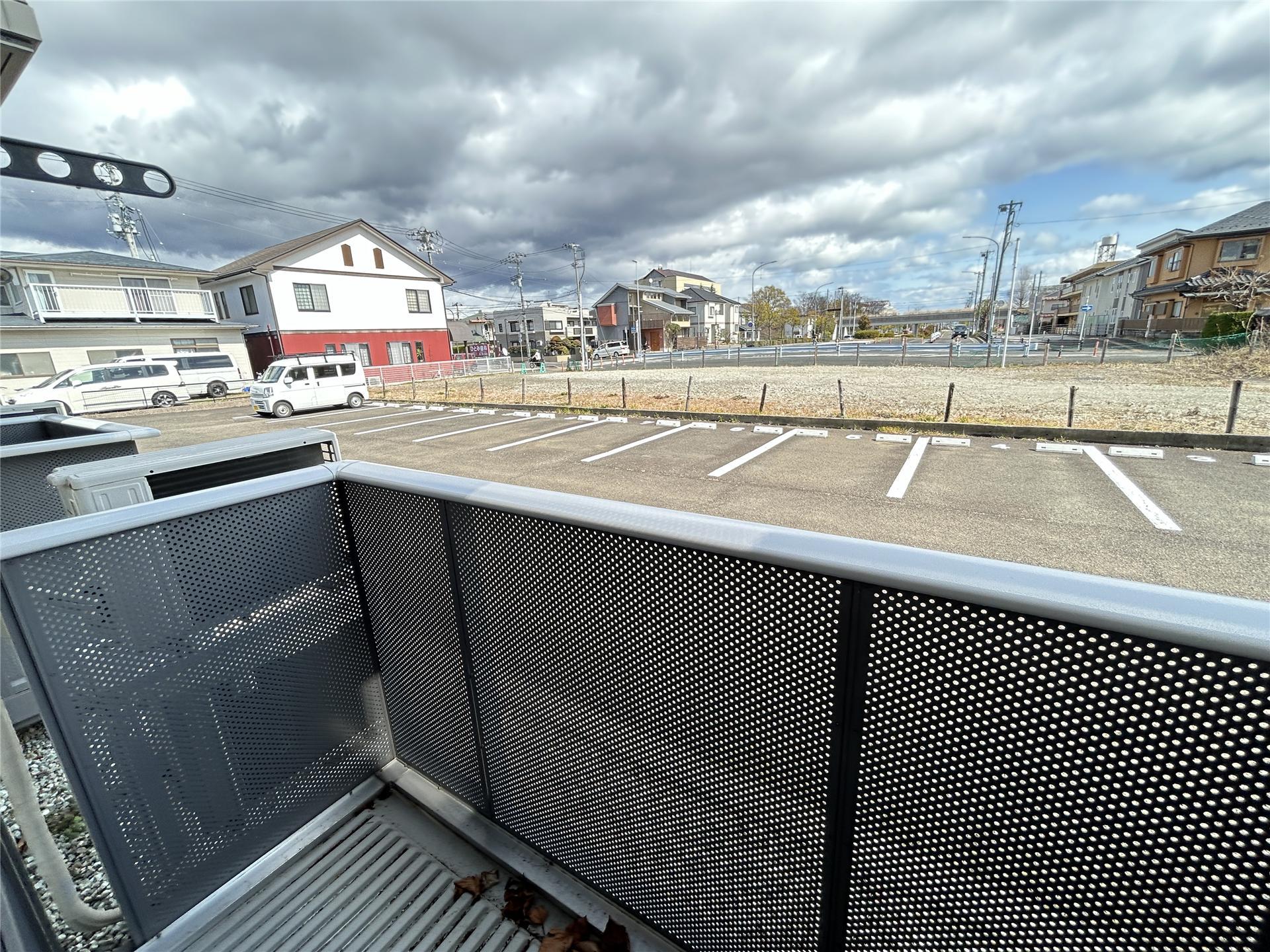 バルコニー　洗濯物が干せるベランダです