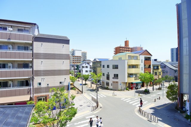 眺望　いい景色ですね。日当たりもよさそうですね。