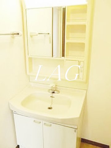 洗面設備　洗面台です。