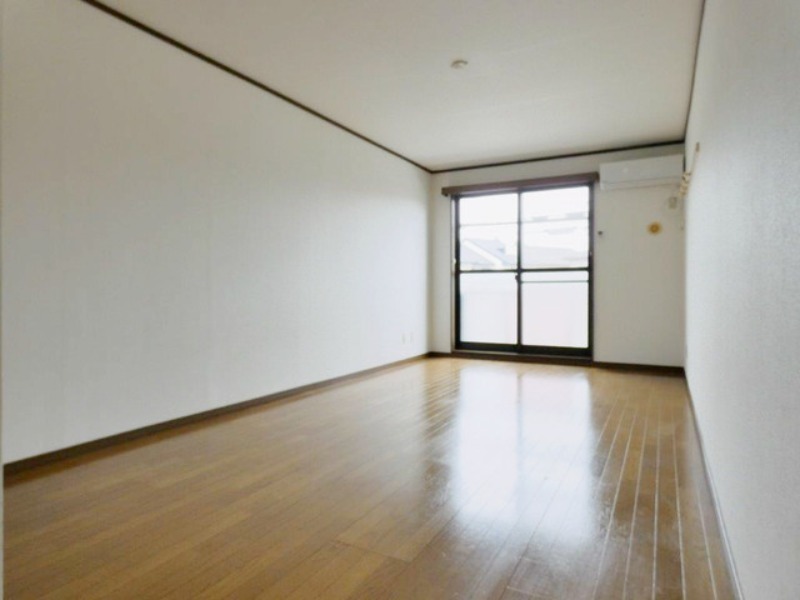 居室・リビング　図面と現状に相違がある場合には現状を優先