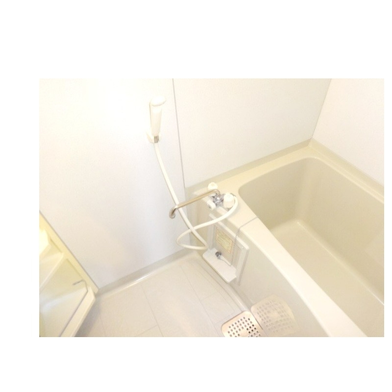 バス・シャワールーム　お風呂で一日の疲れをゆっくりお取り下さい♪