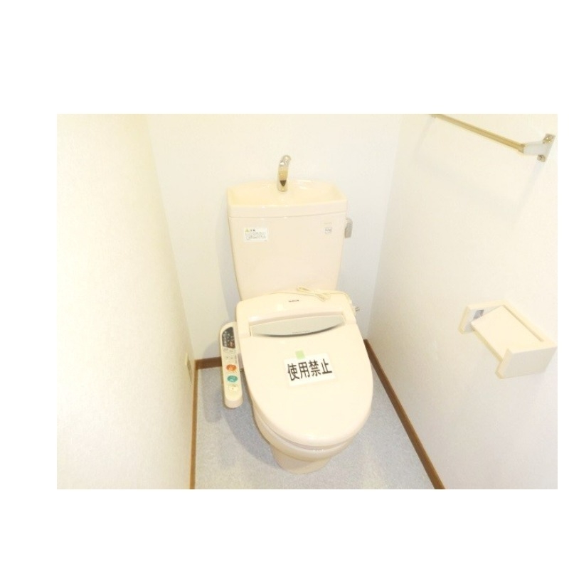 トイレ　トイレもキレイに使えそうですねー♪