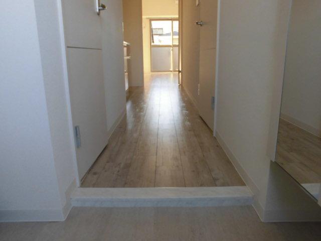 玄関　グランメゾン黒川