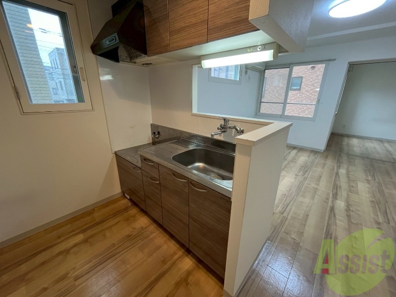 キッチン　キッチンはスペースも広々していて使いやすそうですよ！