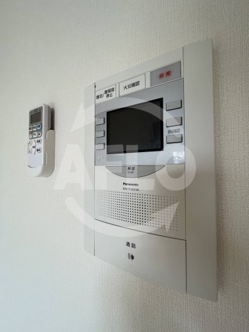 セキュリティ　レインボーコート南堀江　テレビ付きモニターホン