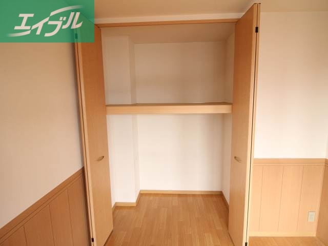 収納　クローゼット