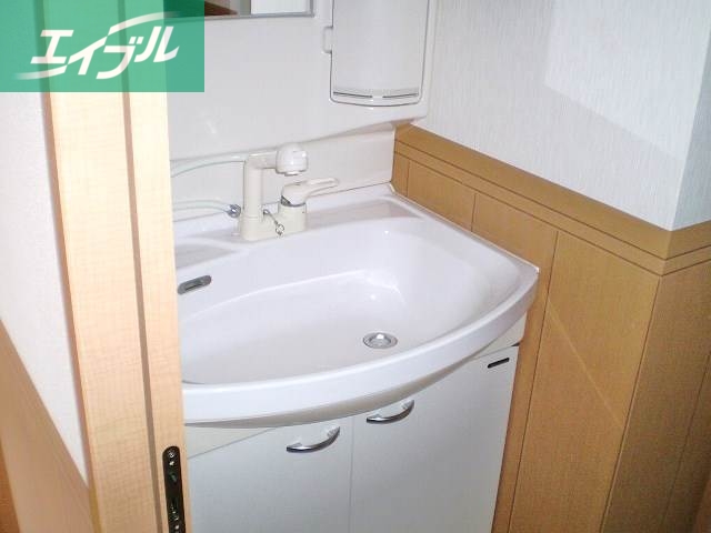 洗面設備　洗髪洗面台