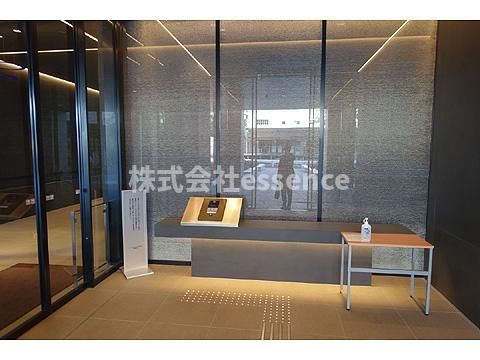 ロビー　弊社ではオンライン対応・現地対応可能です♪