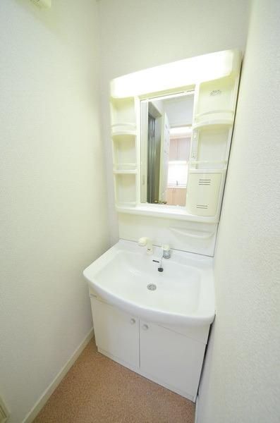 トイレ　★お部屋探しはタウンハウジング高幡不動店まで★