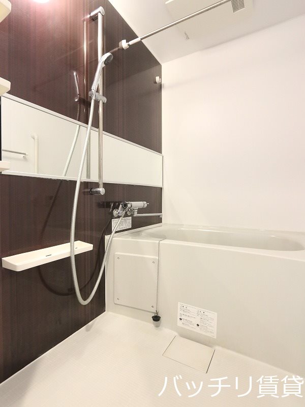 バス・シャワールーム　同型タイプの為現状優先