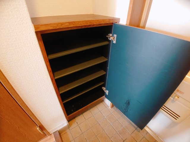 その他部屋・スペース　シュ ズボックス