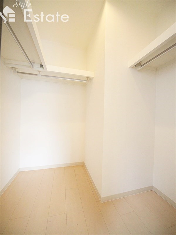 収納　ウォークインクローゼット