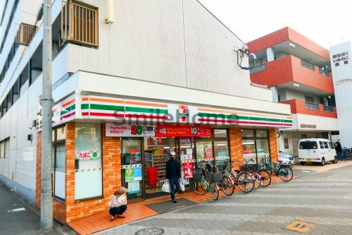 コンビニ　セブンイレブン 大阪東加賀屋1丁目店（コンビニ）まで403m