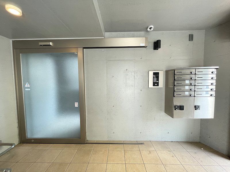 エントランス　毎日通るエントランス♪