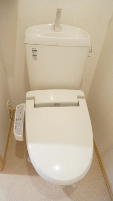 トイレ　図面と現状に相違がある場合には現状を優先