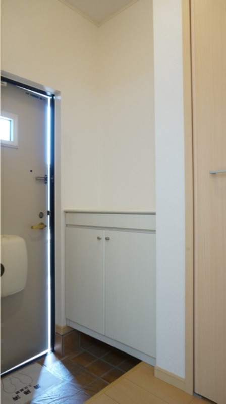 玄関　図面と現状に相違がある場合には現状を優先