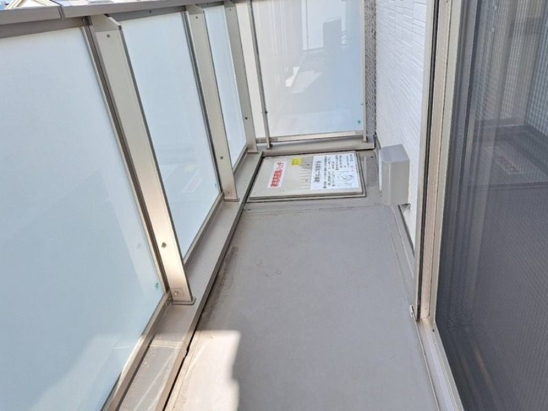 バルコニー　図面と現状に相違がある場合には現状を優先