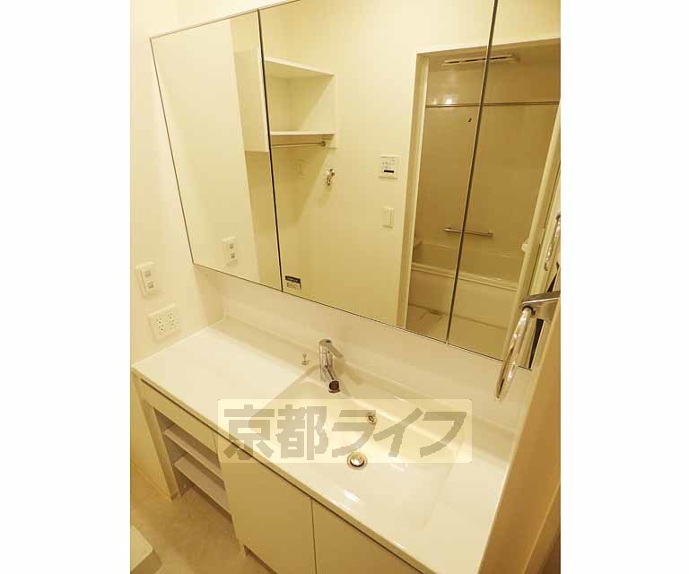 洗面設備　独立洗面台